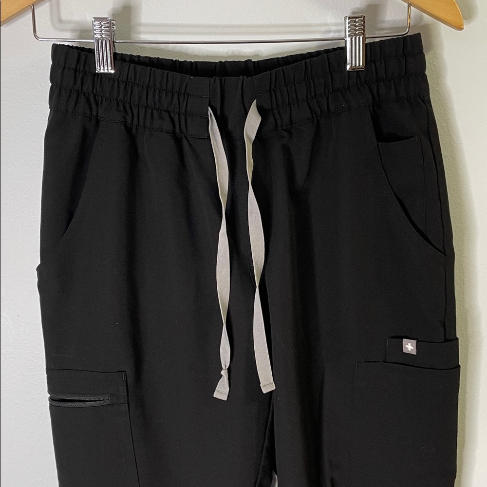 Figs Technical Collection Scrub Pants - Picture 2 of 5